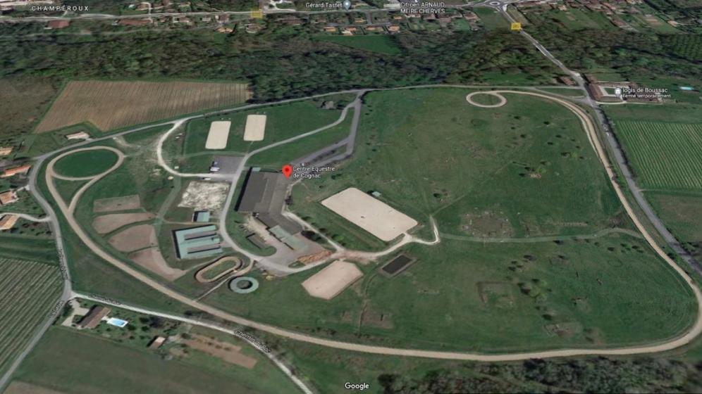 1-_Centre-equestre-de-Cognac_-Vue-aerienne_-photo-google
