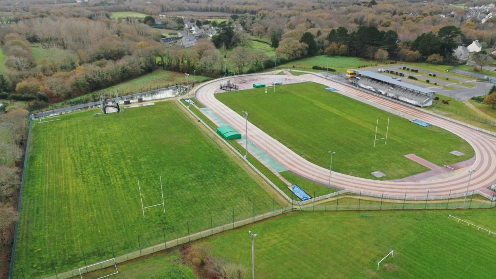 02-CCPBS-Vue_aerienne_stade_bigouden