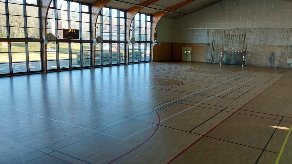 1.-Gymnase-vue-exterieure