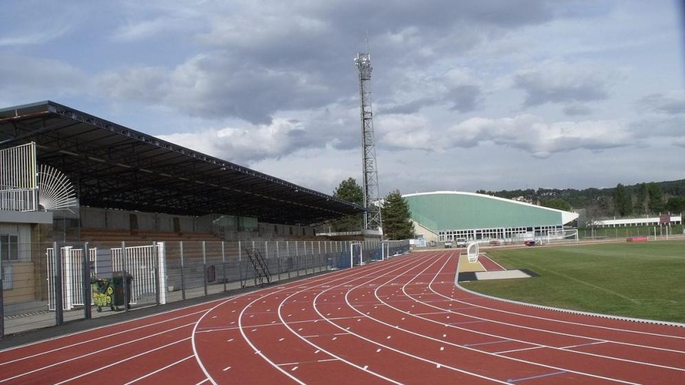 1200px-Stade_Carcassonne_Aix_by_Malost-1