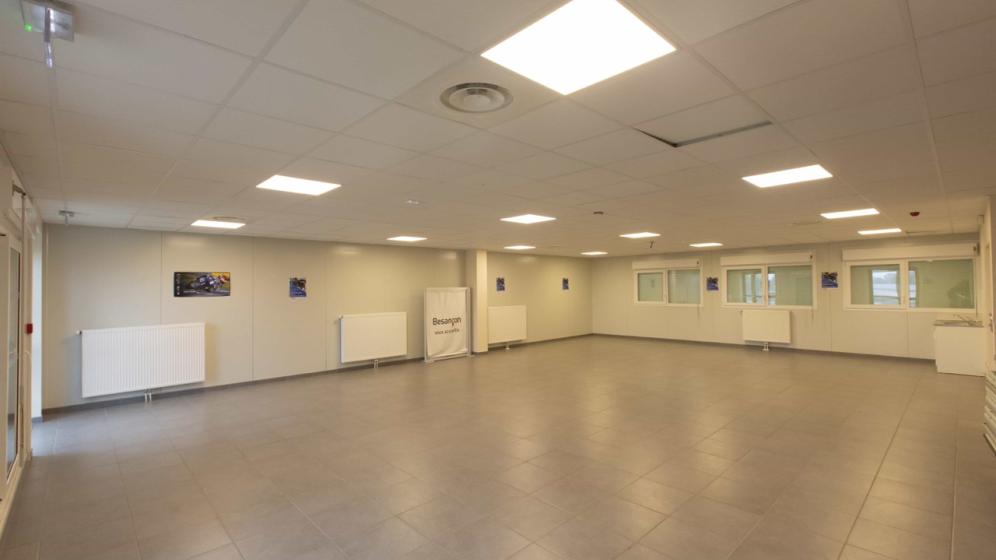 espace_restauration_stade_des_orchamps