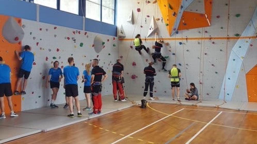 La-Grenadiere_La-salle-de-sport-avec-escalade