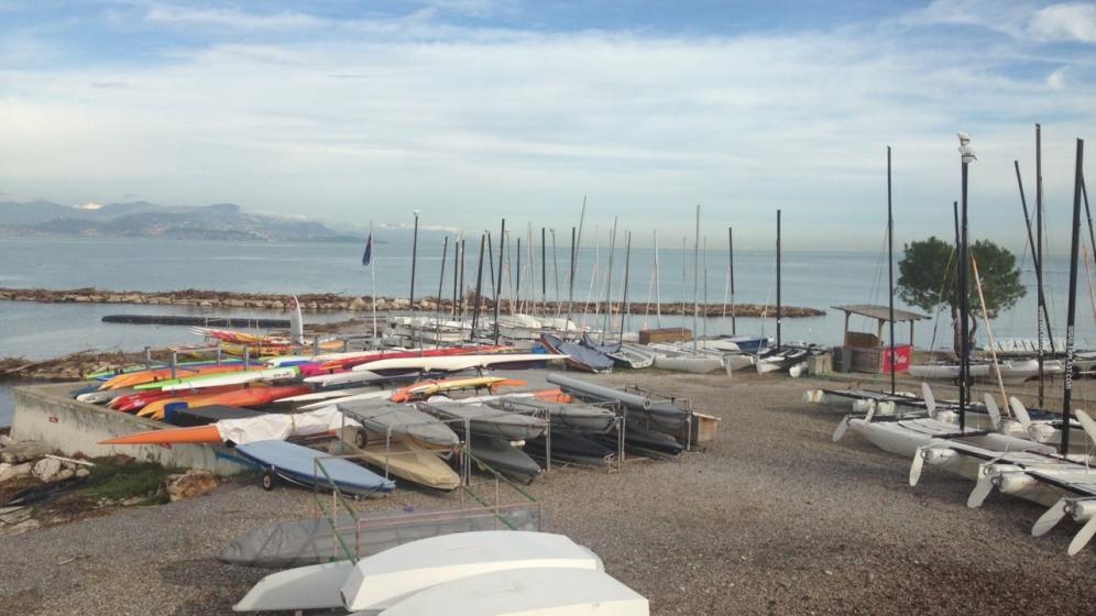 Parking-2-Bateau-base-Nautique-Ponteil