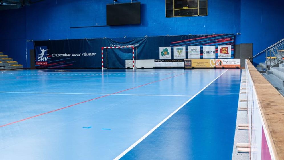 Salle-omnisport-format-portrait-1