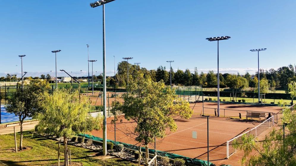 Tennis-5