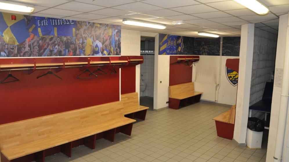 Vestaires-douches-equipe-visiteuse-8