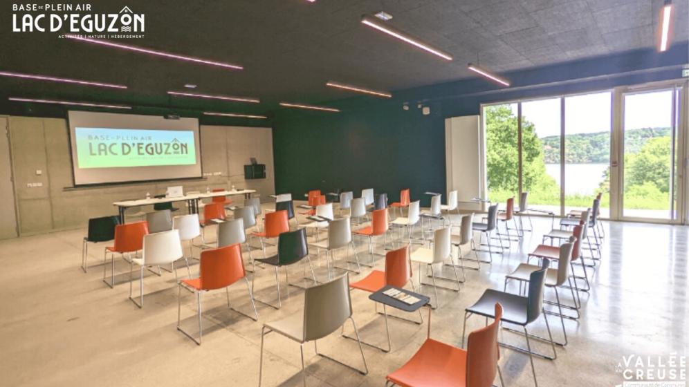 12-BPA-lac-Eguzon-salle-de-conference-1