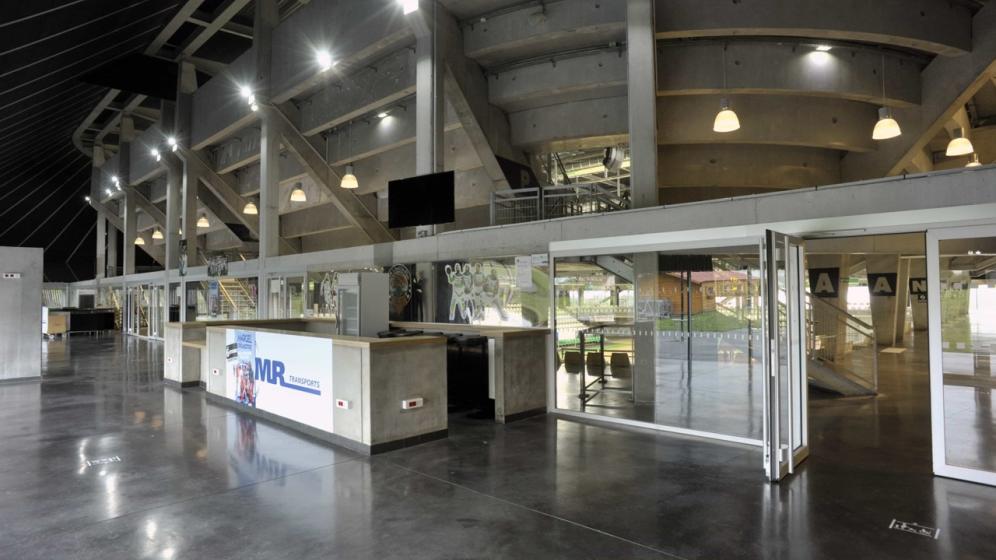 8Hall