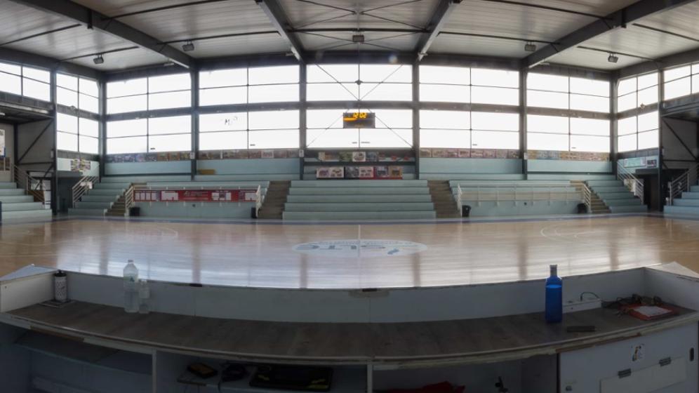 Aire_jeu__Vue_Tribune_centrale_centre_formation_Bruno_Tarricq_Pau