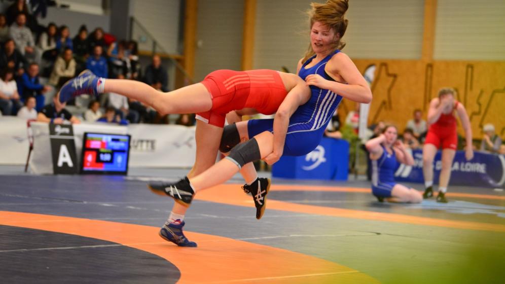 Championnat-de-France-de-Lutte-feminine-a-Vallet