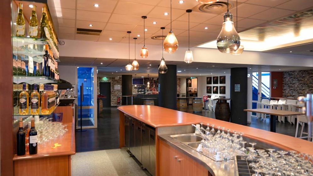 Club_house_Palais_Sports_Pau