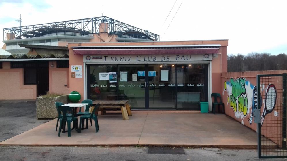 Cluh_house_Tennis_Cami_Salie_Pau