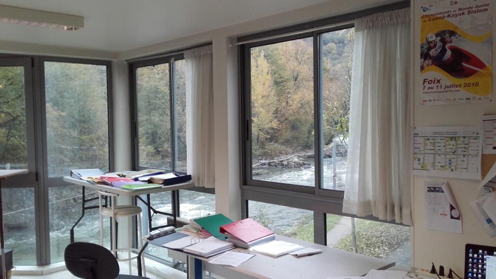 Desk-office