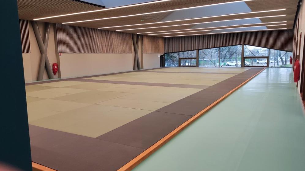 Dojo-Jean-Luc-Rouge-220m²-