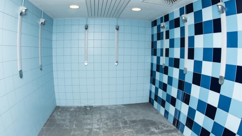 Douche-7