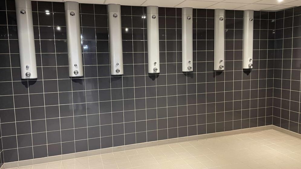 Douches_Vestiaire_Stade_Hameau_Pau