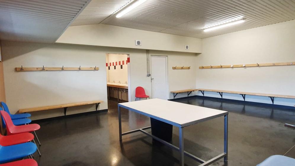 EnvolStadiumAndrezieux-Boutheon2019-novembre-13_EnvolStadiumVestiaire20191113_095014-