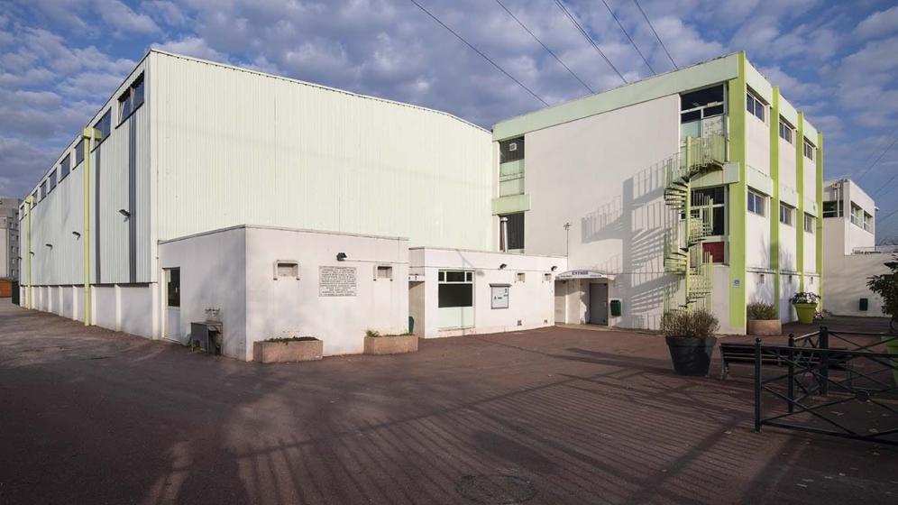 EXTERIEUR-CENTRE-SPORTIF-P.-CATTIAU-VILLENEUVE-LA-GARENNE