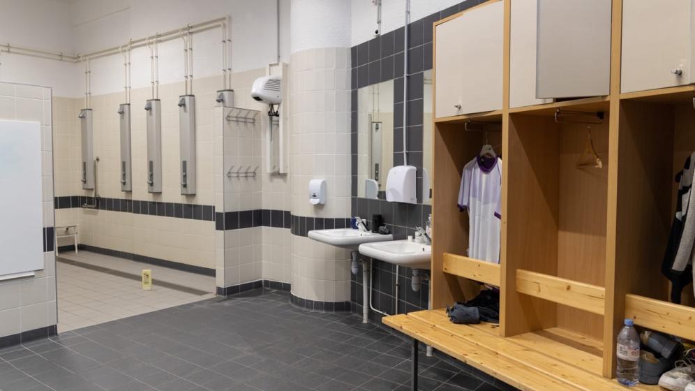 NM_PALAIS-DES-SPORTS-BEAULIEU_Salle-5000_Vestiaire-douches-HBC