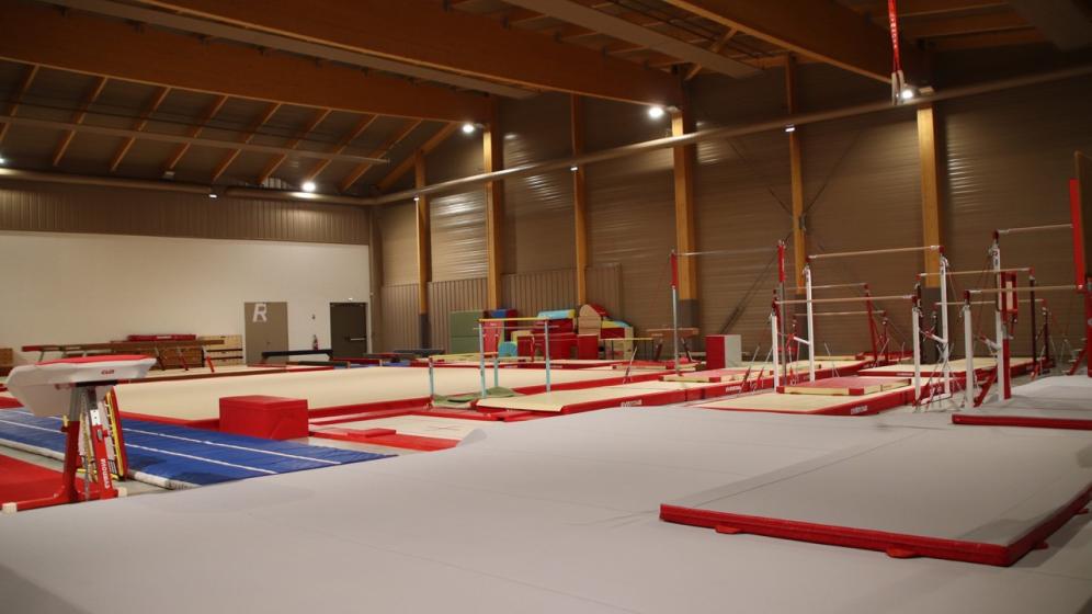 Nueil-Les-Aubiers_complexeRonde_Gymnase4