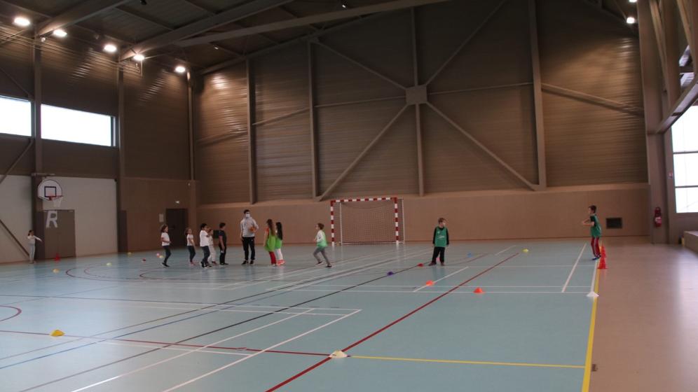 Nueil-Les-Aubiers_complexeRonde_SalleOmnisports4