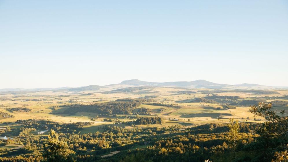 Panorama-depuis-le-Pic-du-Lizieux-Copyright-Naturofilm