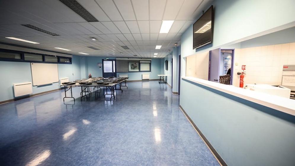 Parc-des-sports-Club-house-interieur-Copie