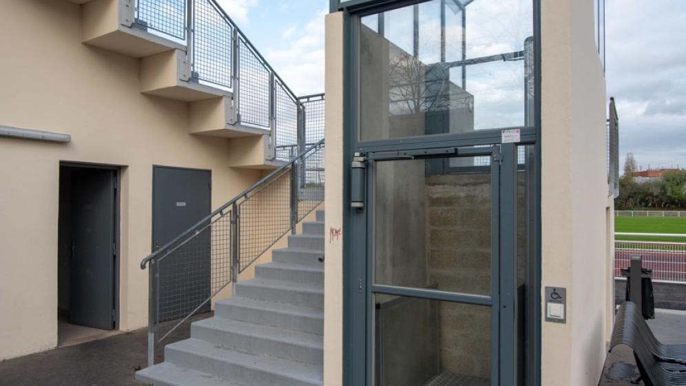 Stade-Louis-Bourie10