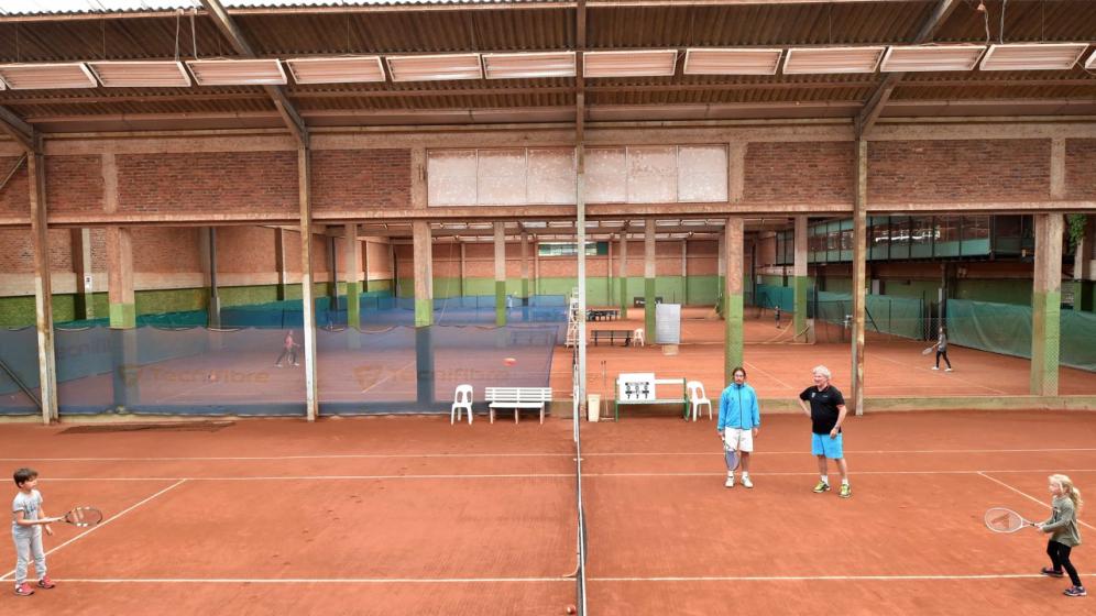 tennis-courts-couverts-4-à-7