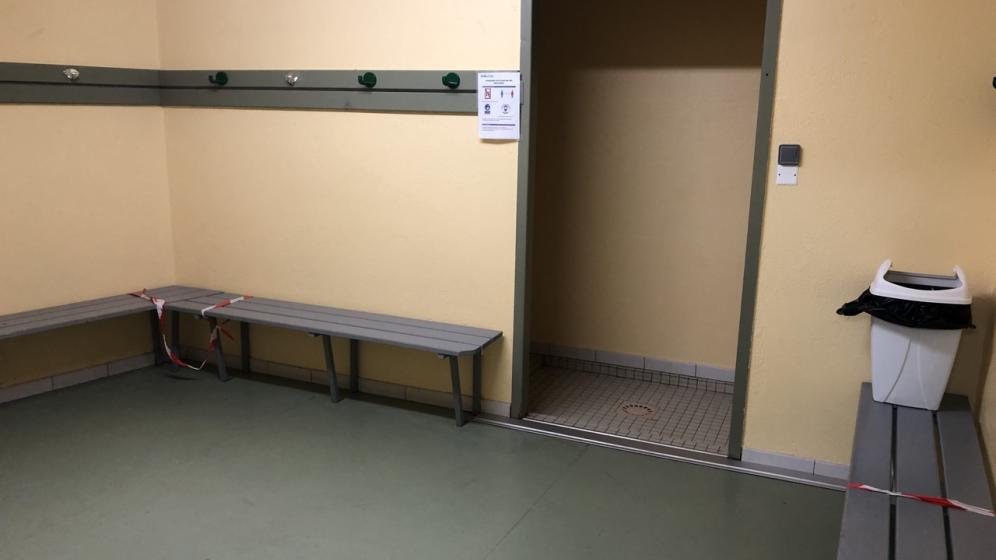 Vestiaire_gymnase_Salle_dArmes_Pau