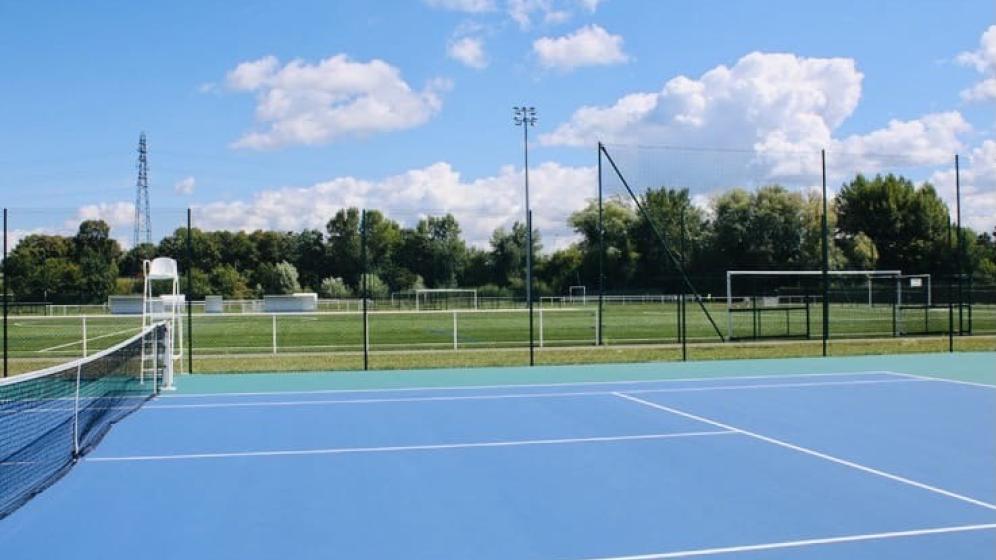 Equipement-3-Courts-de-tennis