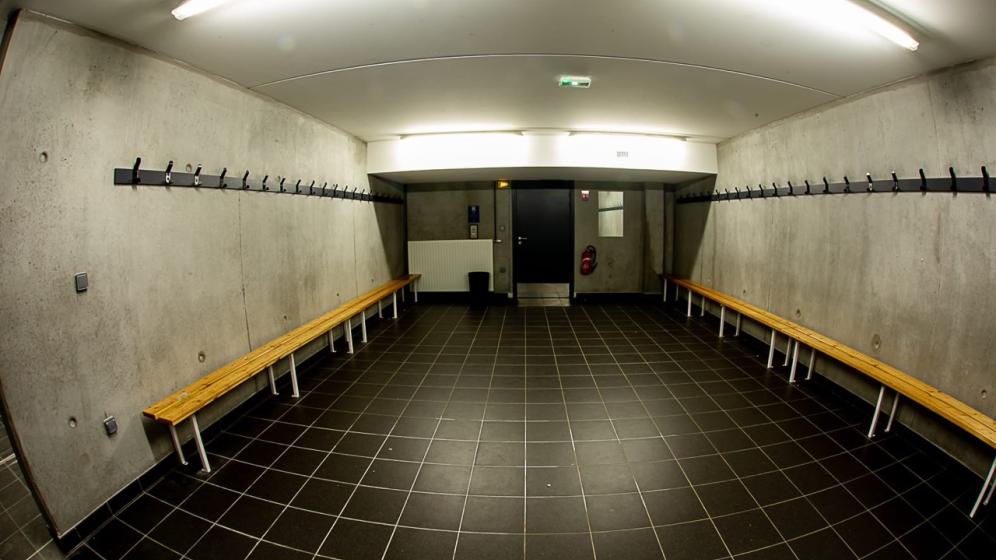 ostermeyer-vestiaires-collectifs-salle-tennis-de-table