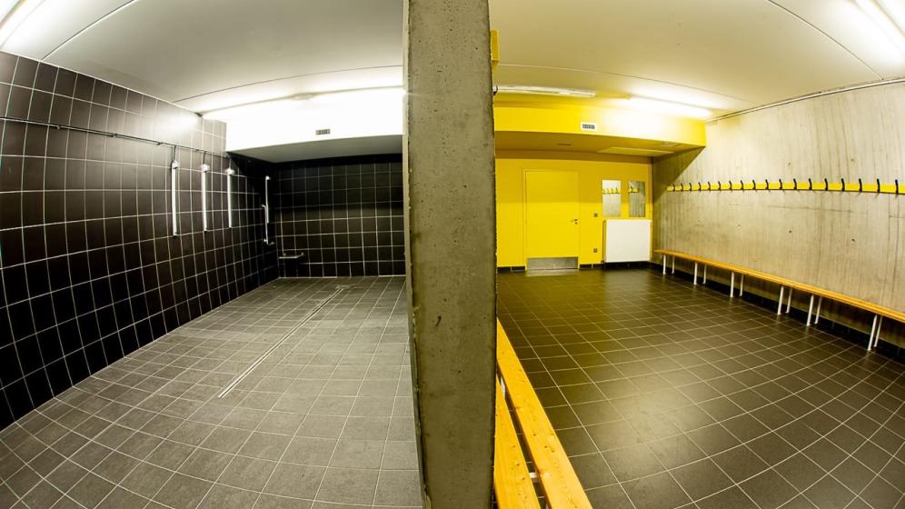 ostermeyer-vestiaires-et-douches-salle-multisports