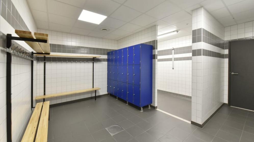 Salle-de-Boxe-Vestiaires-2