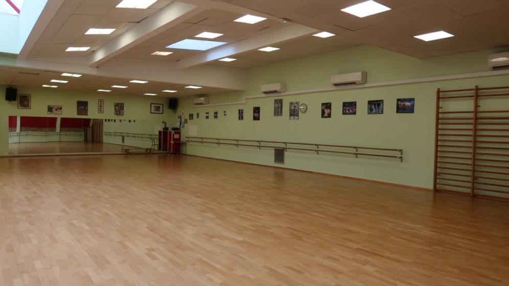 Salle-de-danse-dactivite