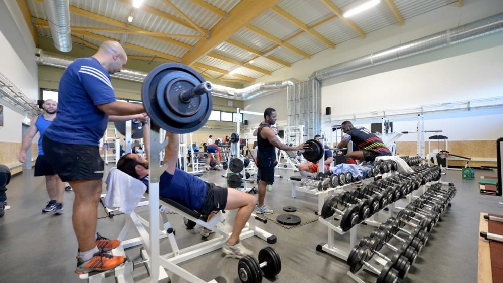 Stadium-Salle-de-Musculation