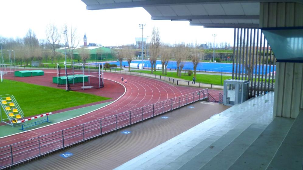 VUE-DENSEMBLE-TRIBUNE