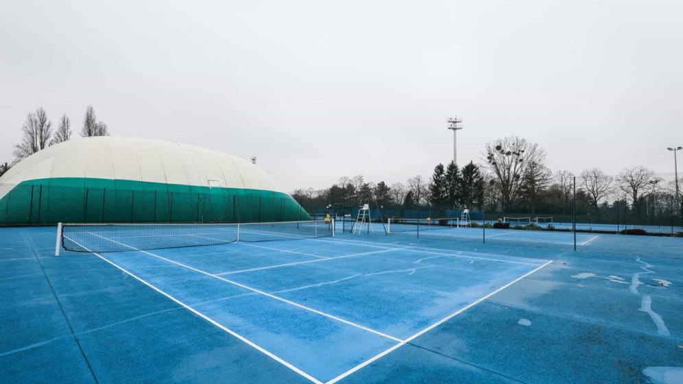 10-Terrain-surface-dure-multisports-couvert
