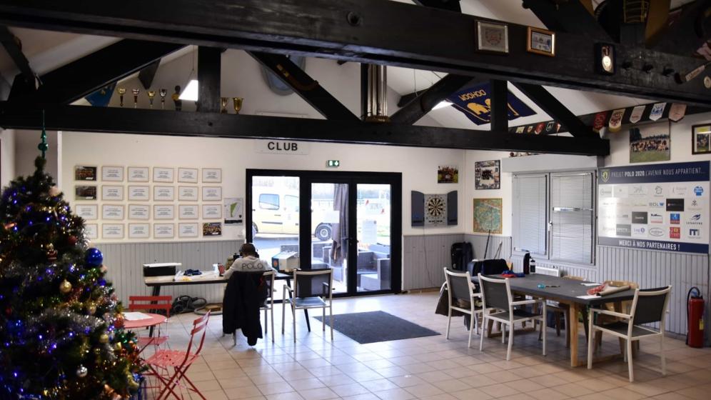 CLUB-HOUSE-1