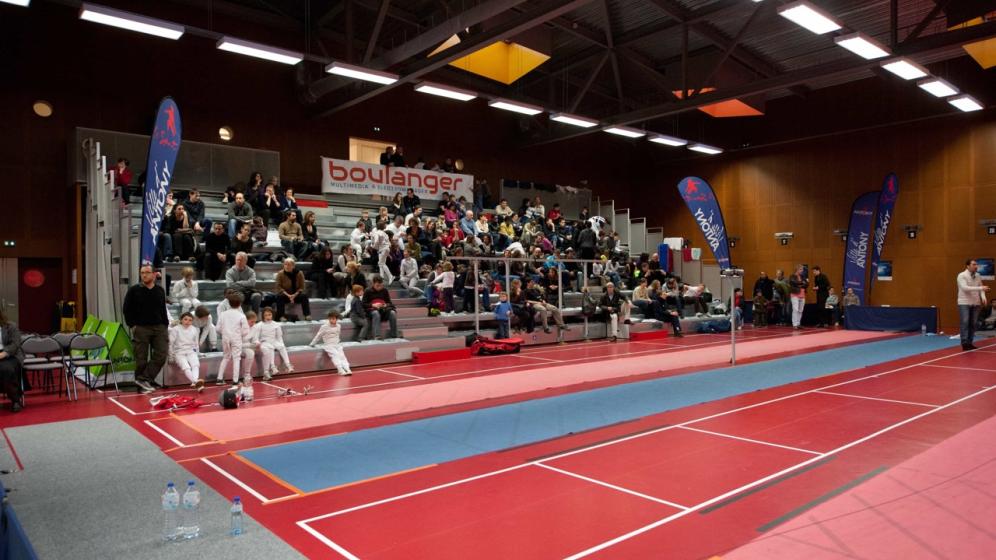 Complexe-Sportif-Eric-TABARLY-_-Salle-darmes-2-1