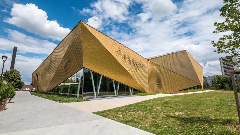 Complexe-Sportif-La-Fontaine-Arnaud-BELTRAME-2