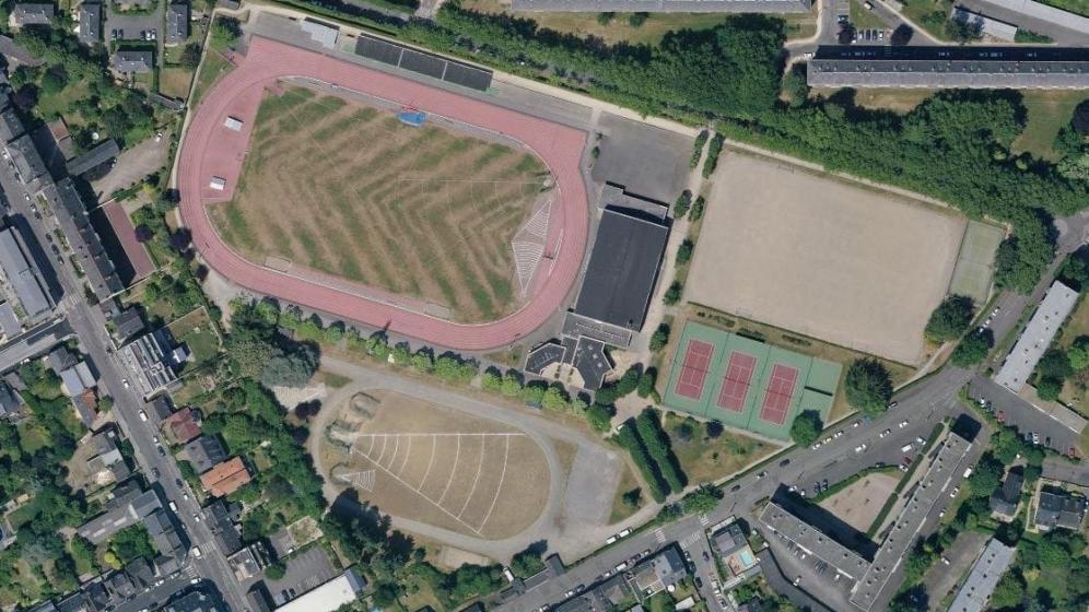 Courtemanche00