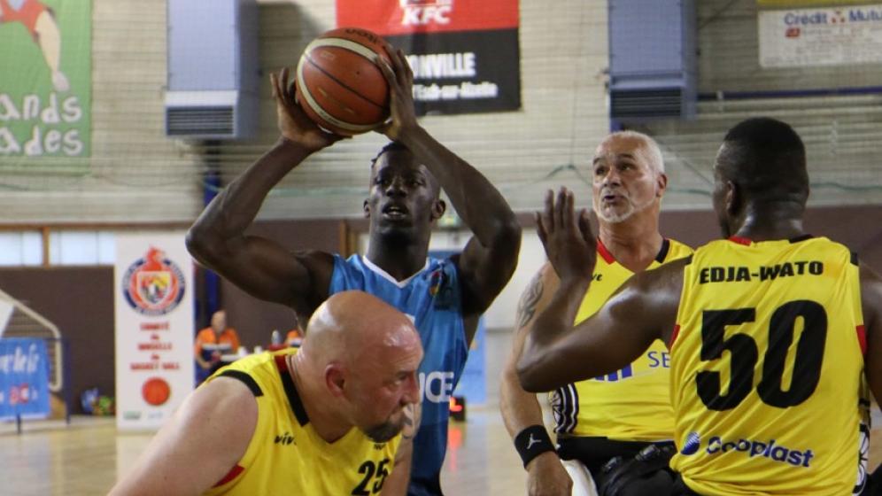 Gymnase-Jean-Pierre-Adams-9