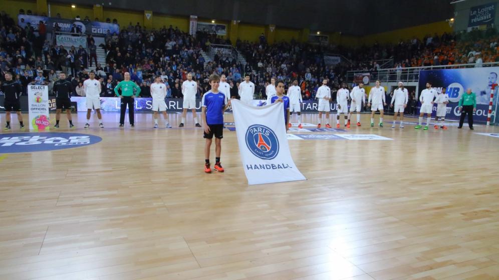 Hand-Saran-PSG-1