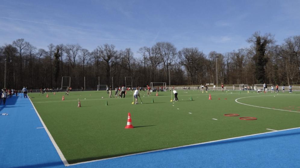 Hockey-sur-gazon-a╠C-La-Boulie-Racing-Club-de-France-┬®-RCF9