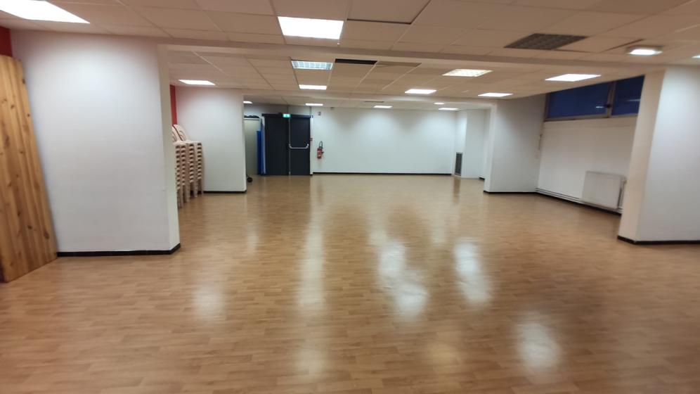 palais-des-sports-salle-de-reunion-C