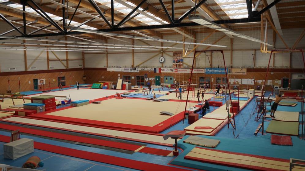 Salle-de-Gymnastique-Marcel-Vendrome-Interieur-5