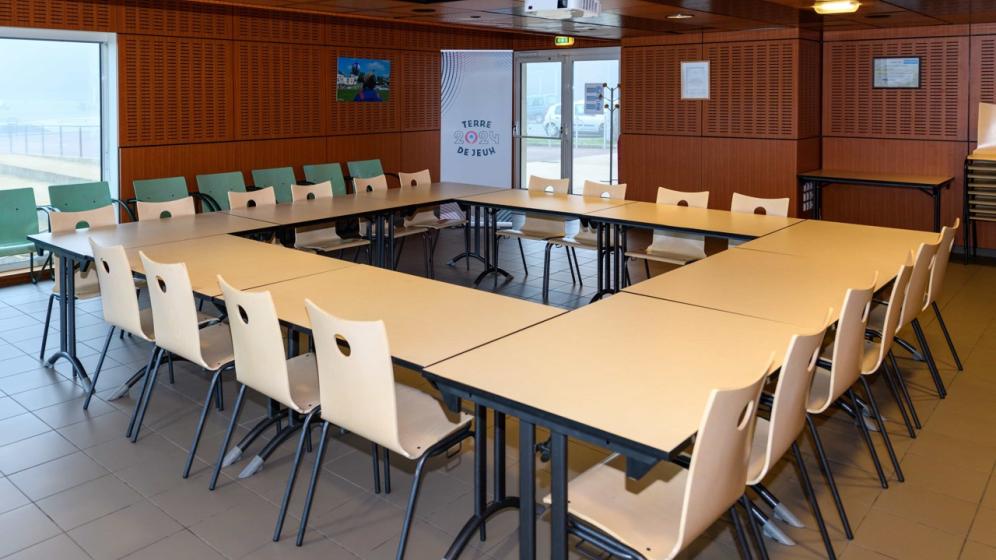 Salle-de-reunion-Cite-des-sports
