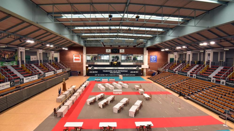 Salle-de-Volley-ball-Pierre-Dumortier-1