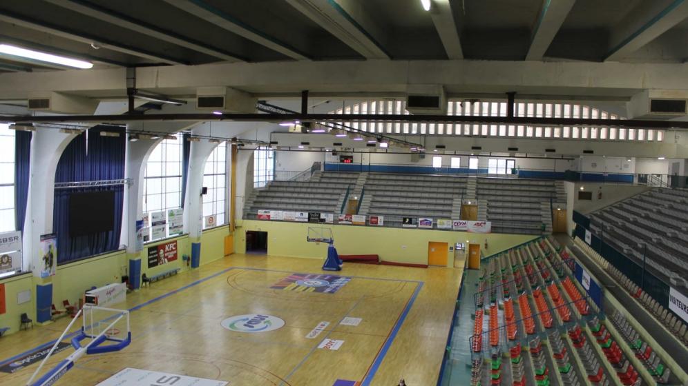 Stadium-plateau